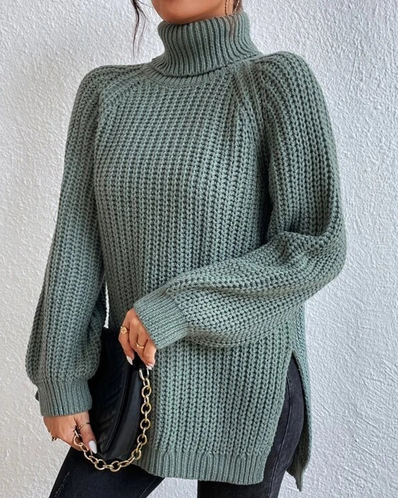 Raglan sleeve turtleneck slit sweater