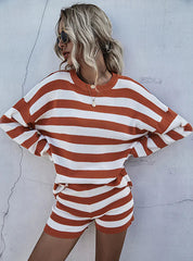 STRIPED COLOR MATCHING SWEATER TWO-PIECE SUIT