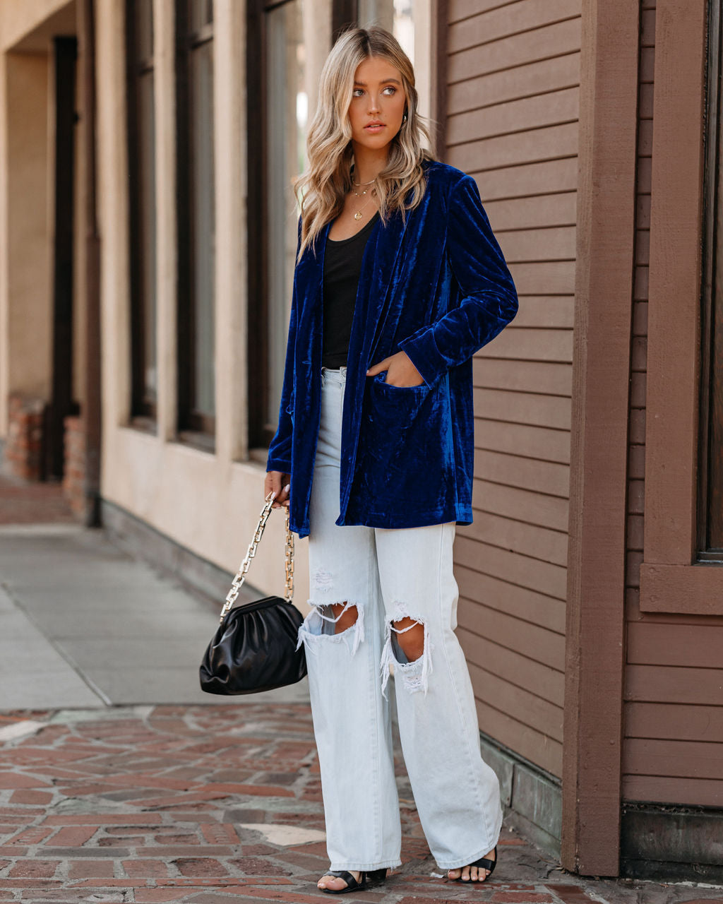 Chicest Pocketed Velvet Blazer - Blue