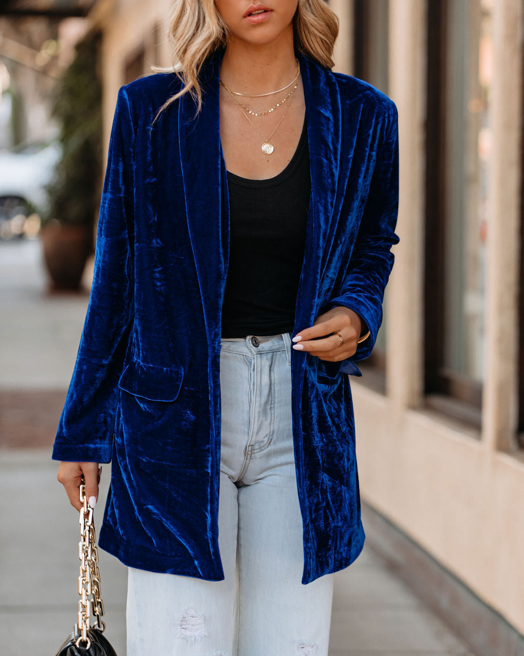 Chicest Pocketed Velvet Blazer - Blue