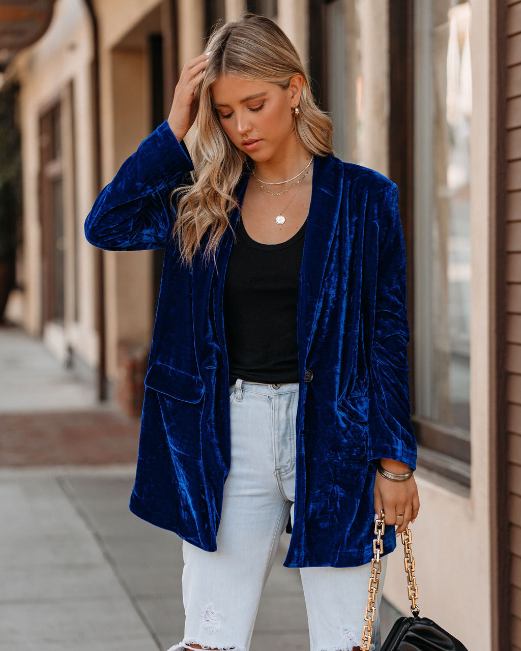 Chicest Pocketed Velvet Blazer - Blue