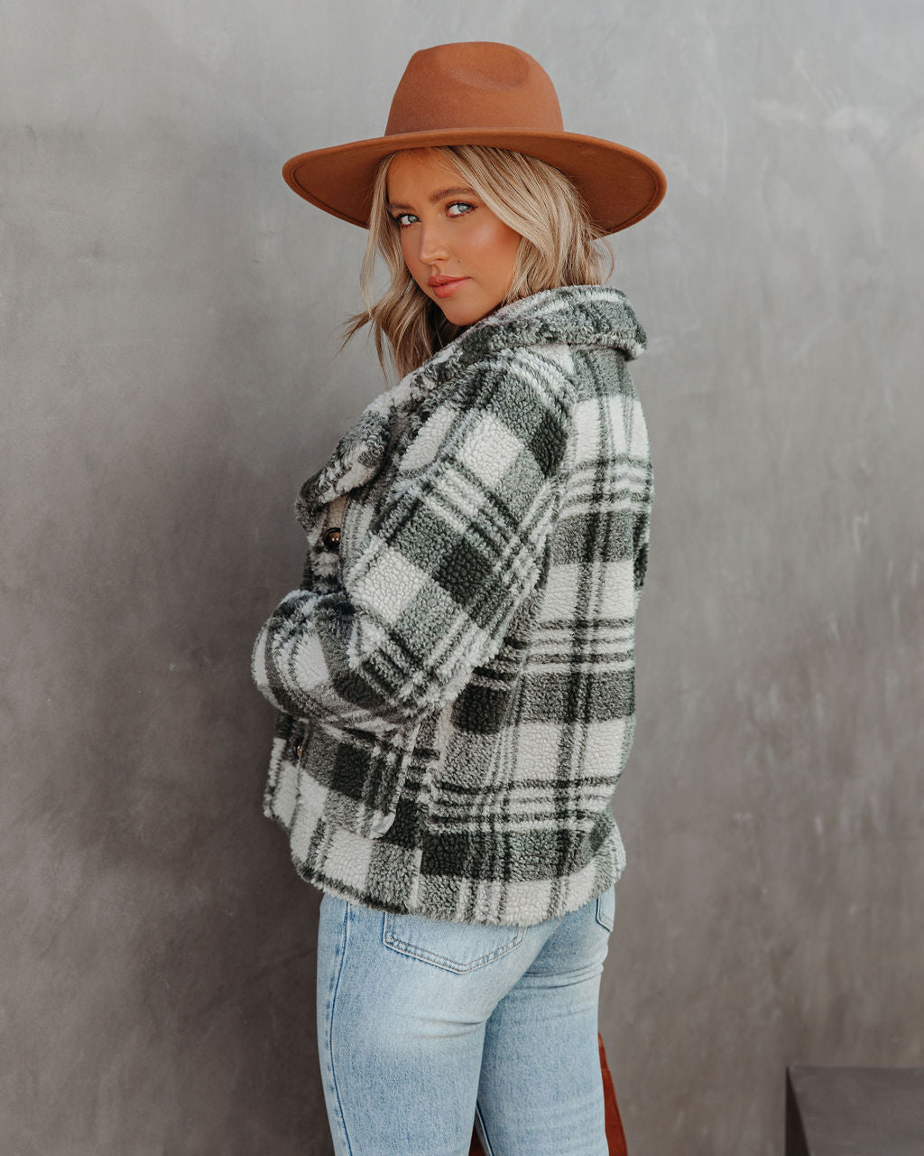 Pinole Pocketed Plaid Teddy Jacket - Grey