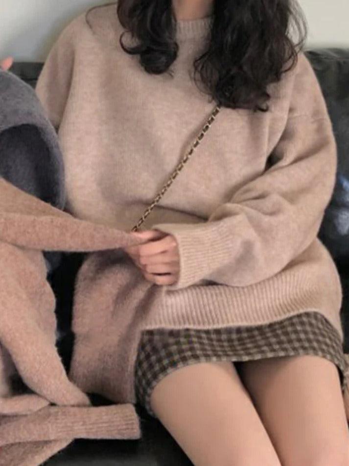 Solid Crew Neck Knit Sweater - HouseofHalley