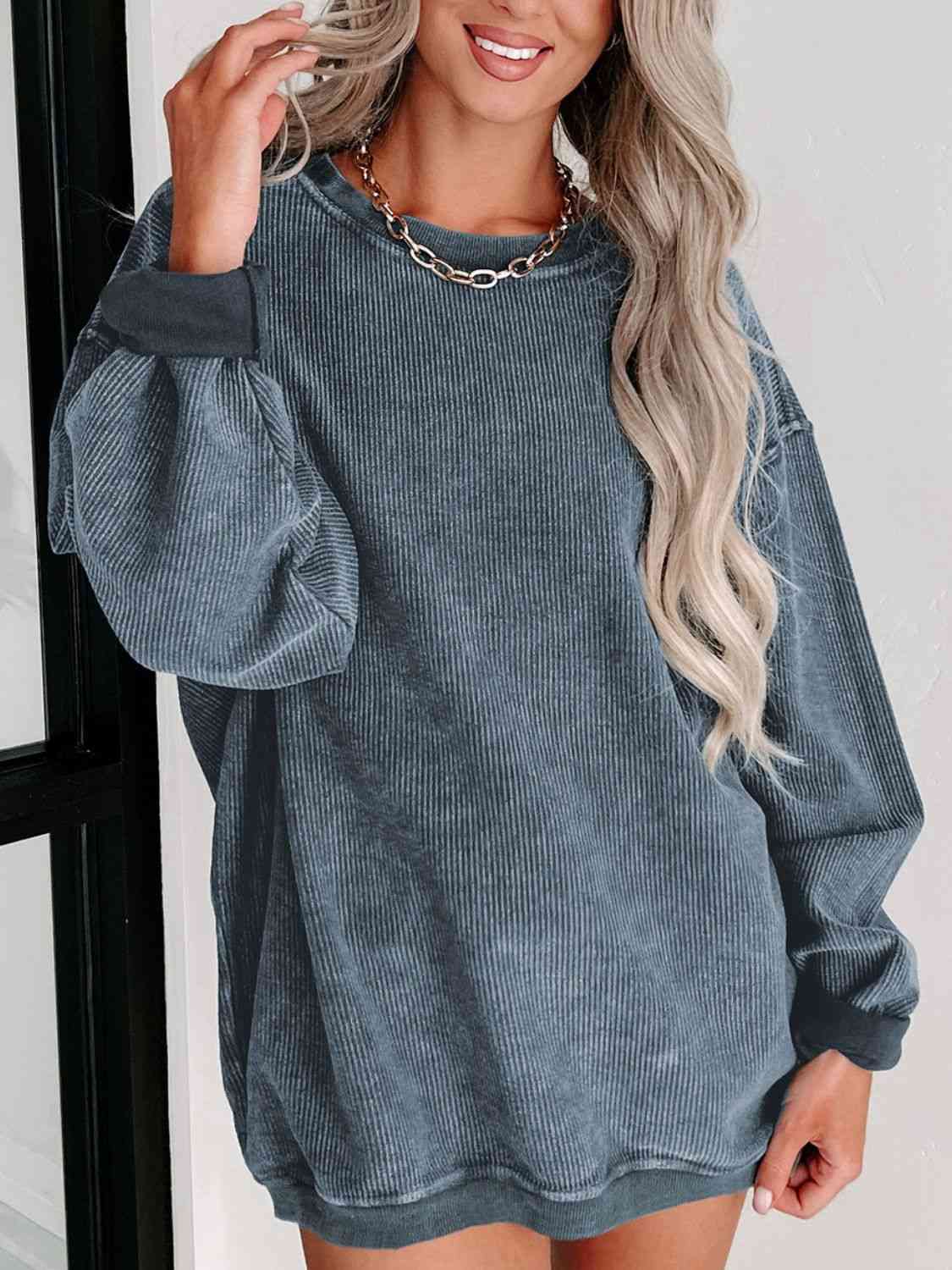 Round Neck Dropped Shoulder Washed Out Casual Sweatshirt