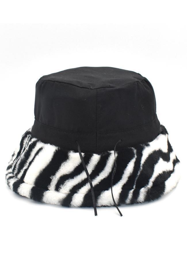 Printed Fuzzy Warm Bucket Hat - HouseofHalley