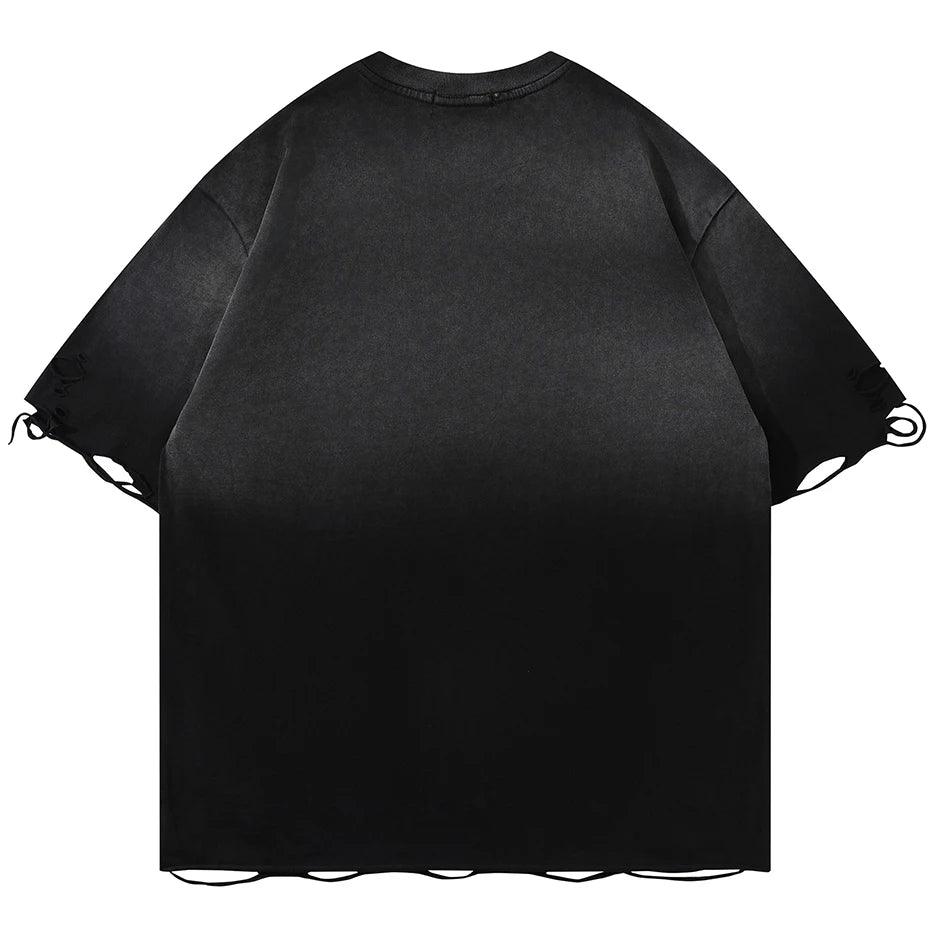 Zerrissenes T-Shirt mit Vintage-Stickerei
