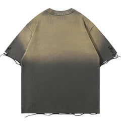 Zerrissenes T-Shirt mit Vintage-Stickerei