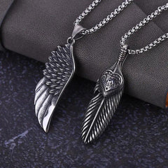 Vintage Feather Silver Neacklace