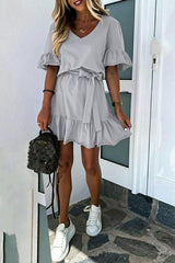 Ruffle Hem Solid V-Neck Dress(With Belt)