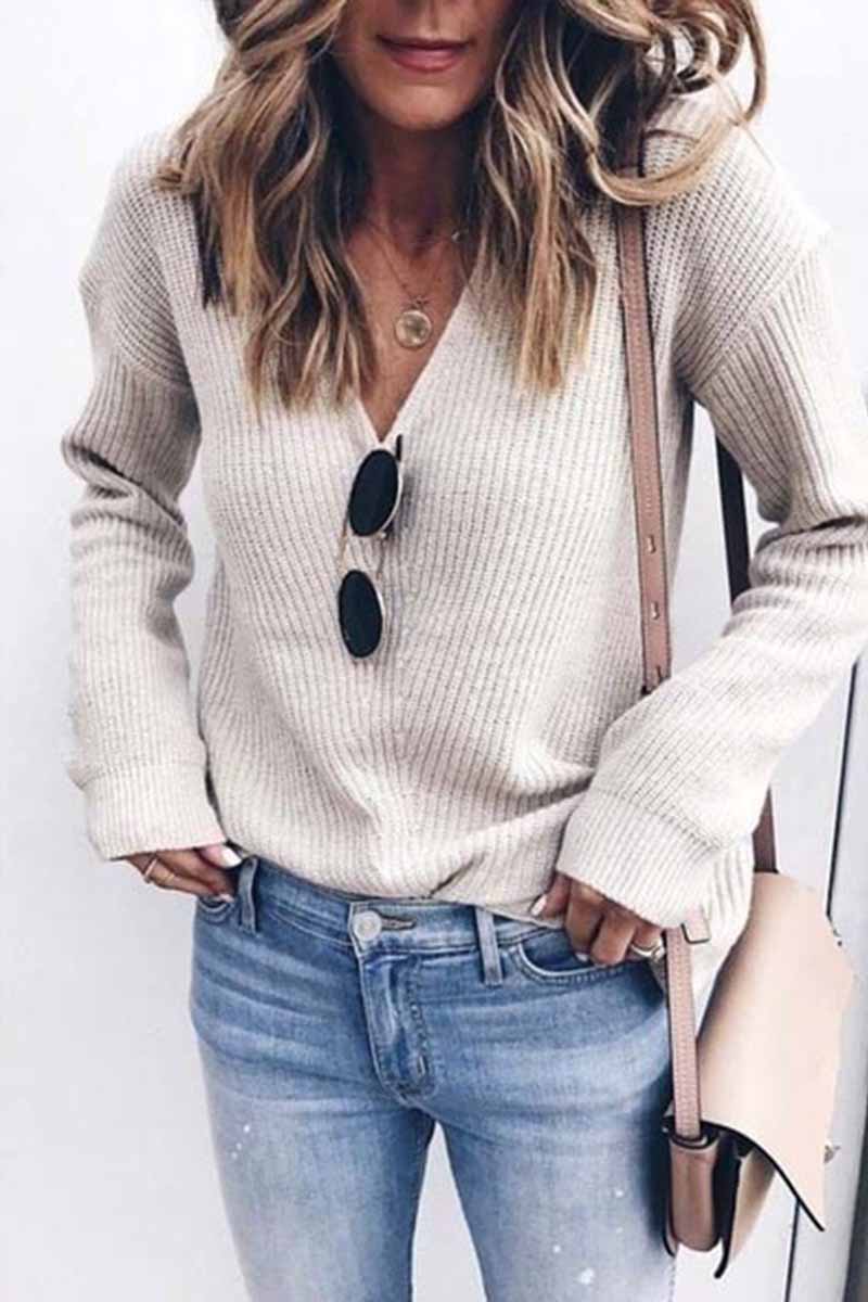 Sexy Fashion V-neck Knitted Sweater(5 Colors)