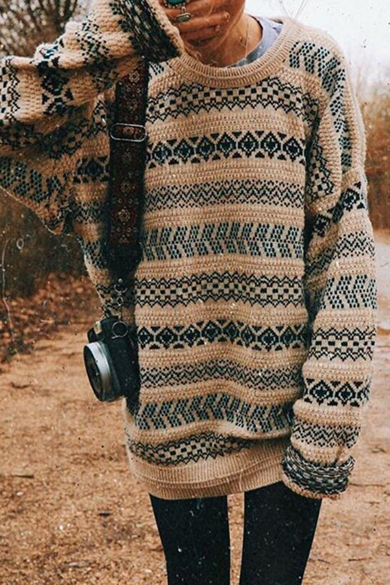 Round Neck Loose Knit Retro Sweater