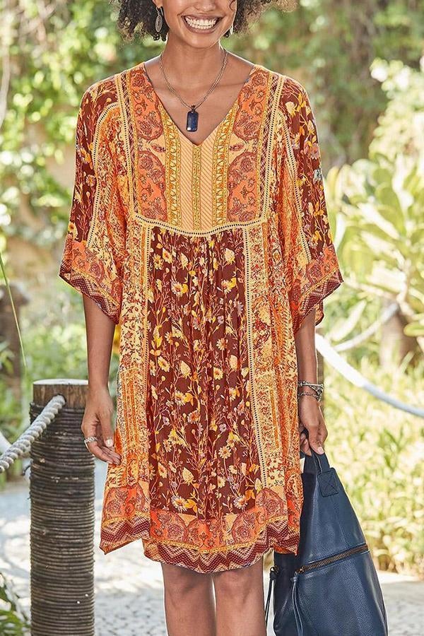 Bohemian Floral Print V-neck Half Sleeves Holiday Midi Dress