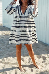 Thread Print Mid-Sleeve V-Neck Dress