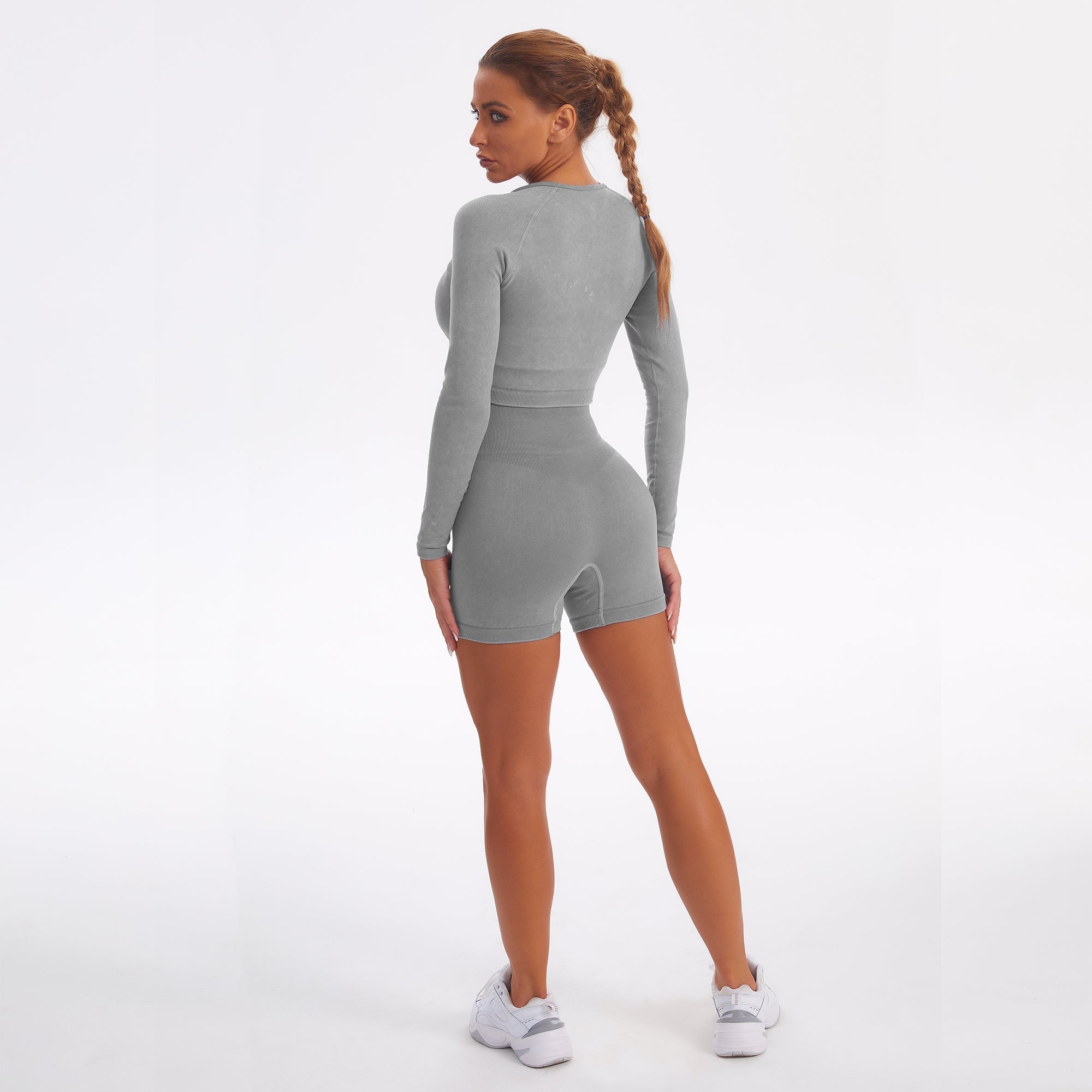 Seamless Gym Yoga Set Zip Up Long Sleeve & Shorts